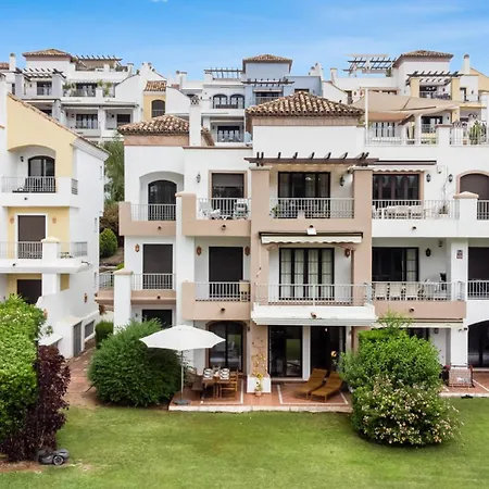 Vivi Homes - La Vida Dorada Apartment *