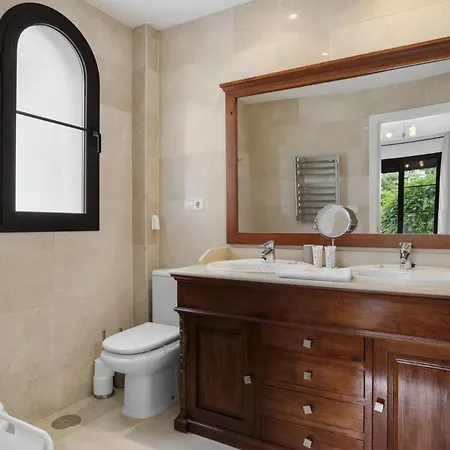Apartment Vivi Homes - La Vida Dorada