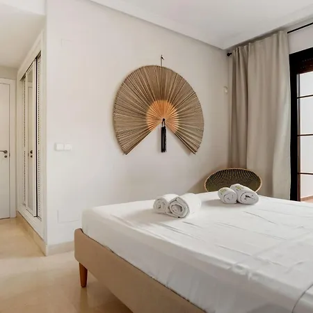 Vivi Homes - La Vida Dorada *