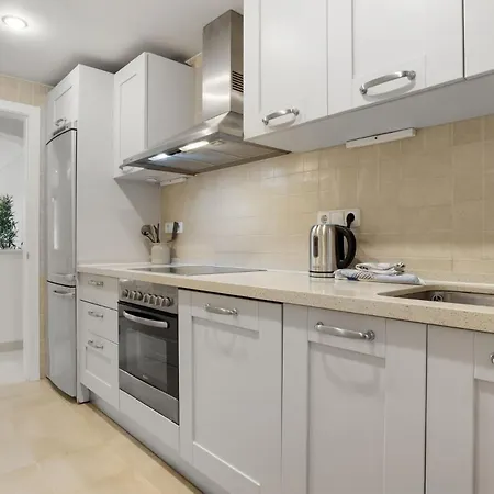 Vivi Homes - La Vida Dorada * Benahavis