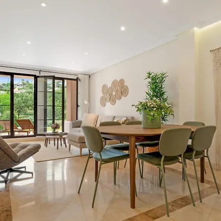 Vivi Homes - La Vida Dorada * Benahavis