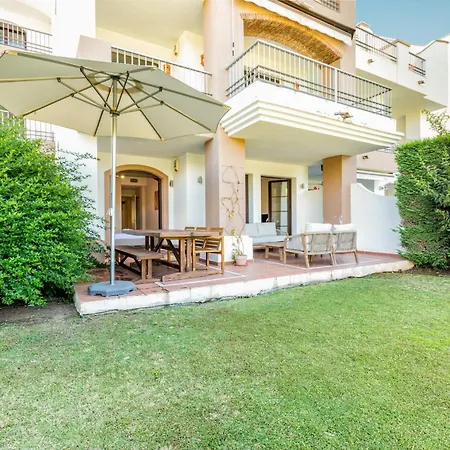 Vivi Homes - La Vida Dorada